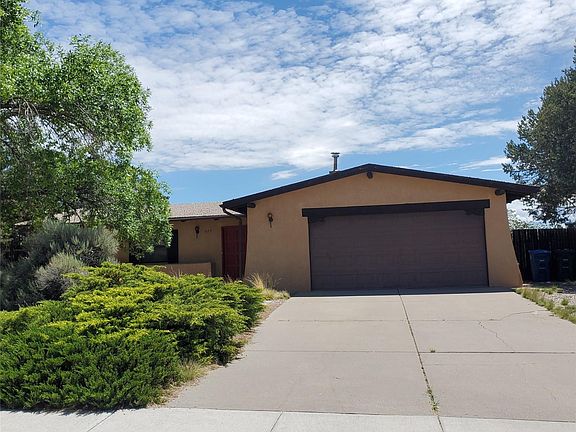 5th image of 617 Meadow Ln