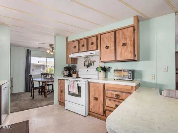 305 S VAL VISTA Drive #424, Mesa, AZ 85204