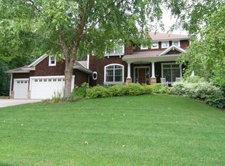 2851 Timberview Trl, Chaska, MN 55318