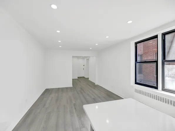 61 Oliver Street image 12 of 26