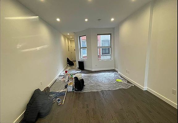 4th image of 565 49th St #3B