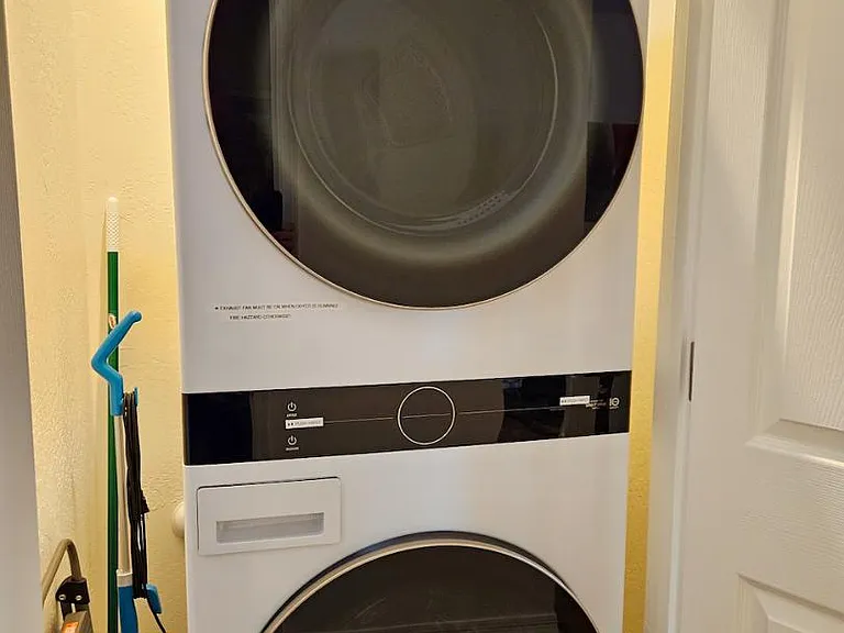 Unit Photo