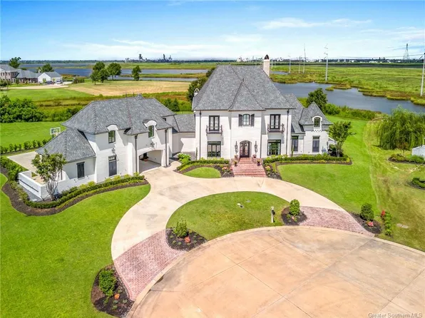 5025 Sweetbay Ct, Lake Charles, LA 70605