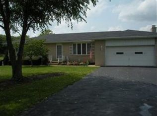 326 Obermiyer Rd, Brookfield, OH 44403