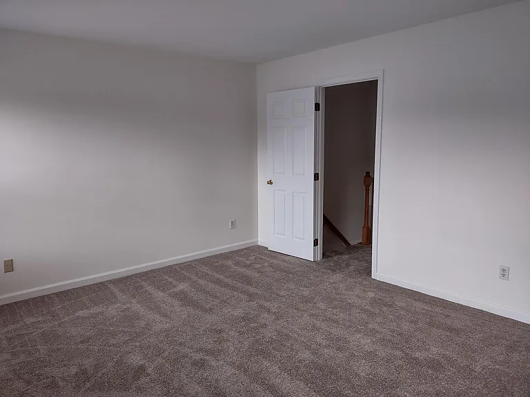 34 Chartwell Ct — Photo 20