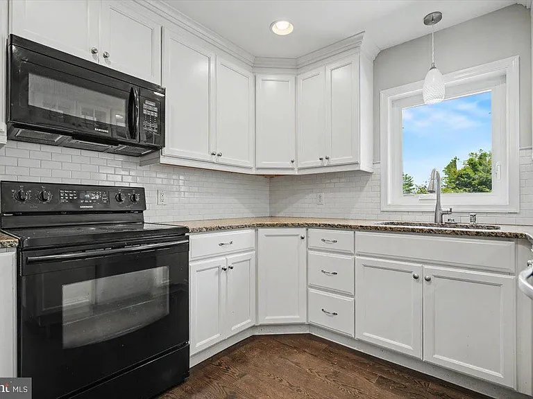 749 S Matlack St — Photo 18