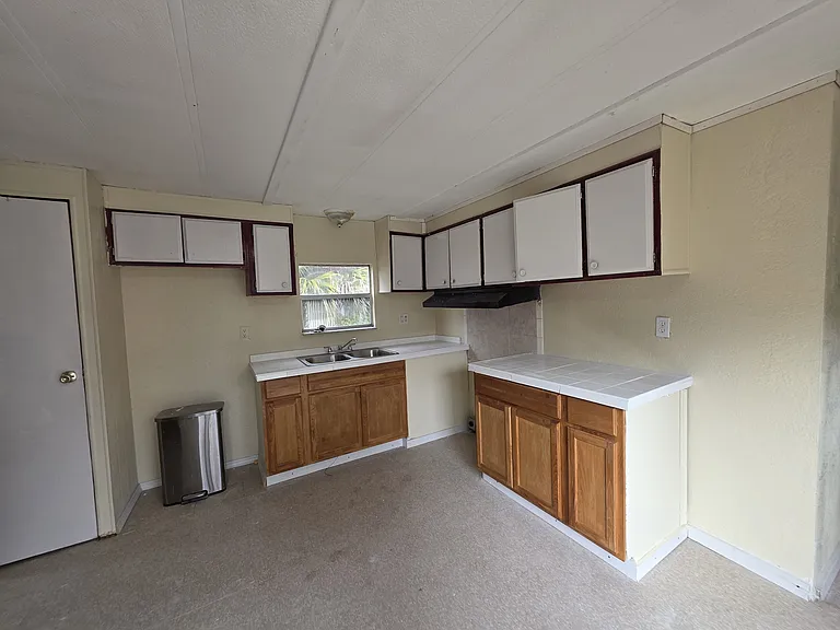 8485 US Highway 441 SE #23 — Photo 3