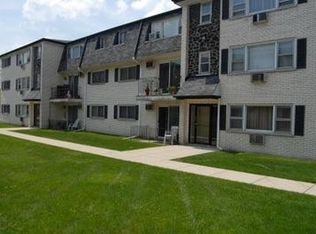 3710 W 119th St #3, Alsip, IL 60803