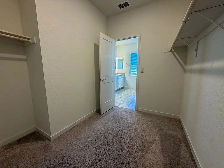 3917 Aristotle Cir — Photo 8