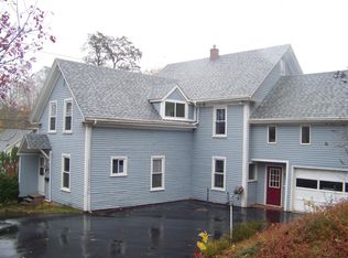 50 Winthrop St, Hallowell, ME 04347
