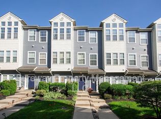 15 Fawn Ct, Delanco, NJ 08075