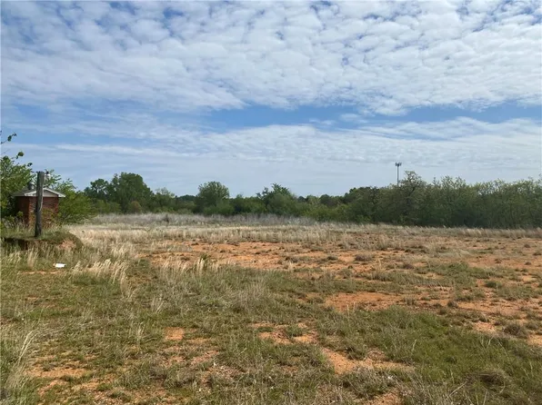 11829 NE 23rd St, Choctaw, OK 73020
