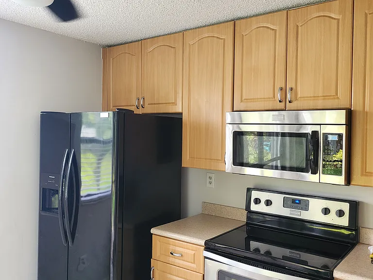 1280 S Franklin Ave #B — Photo 14