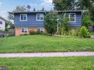14402 Woodcrest Dr, Rockville, MD 20853