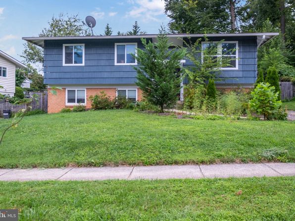 14402 Woodcrest Dr