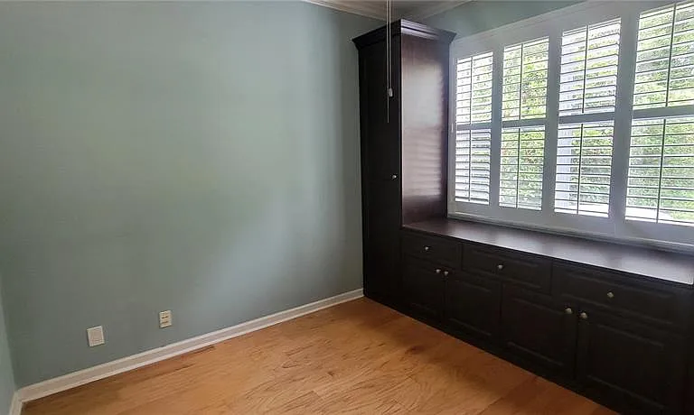 230 W Tarrington Dr — Photo 9