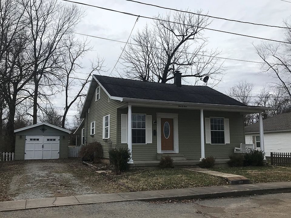 1st image of 303 Cahoon St