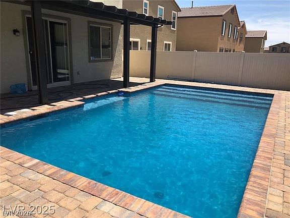 3rd image of 5905 Middle Rock St