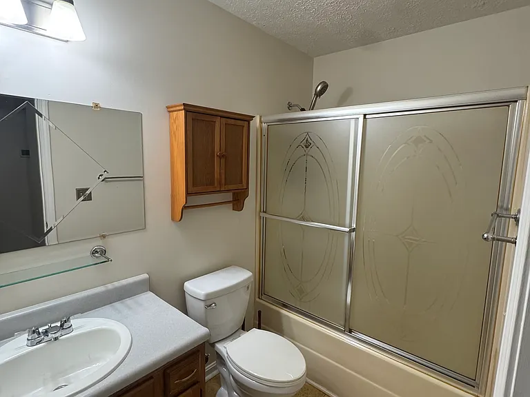 305 Routt Dr — Photo 7