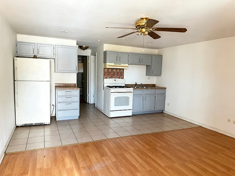 5017 W 14th St #307 — Photo 2