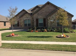 206 Saxon St, Waxahachie, TX 75165