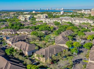 647 Arbor Lake Ln, Tampa, FL 33602