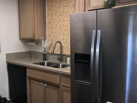 5th image of 1545 Amherst Ave APT 309
