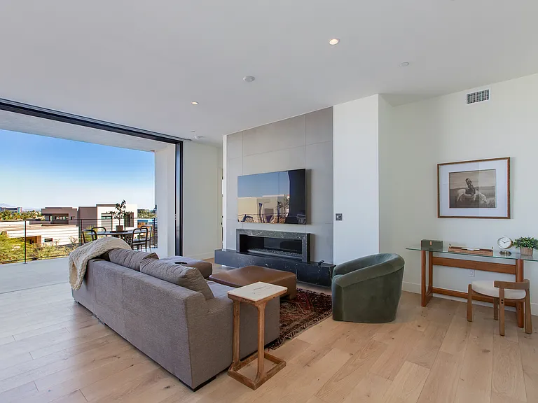 5000 N Camelback Ridge Dr #206 — Photo 24