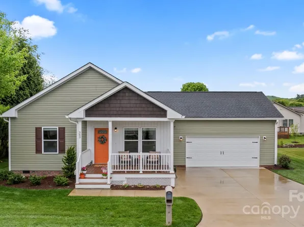 343 Beechnut Dr, Hendersonville, NC 28739