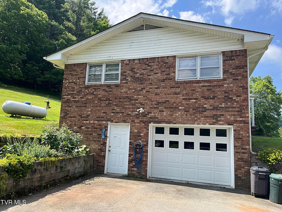洋書 Mountain Houses 1904 Mountain High Rd, Wake Forest, NC 27587 | Zillow