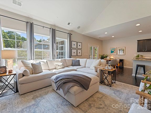 5th image of 9721 Daufuskie Dr