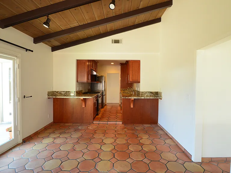 7033 Draper Ave — Photo 9