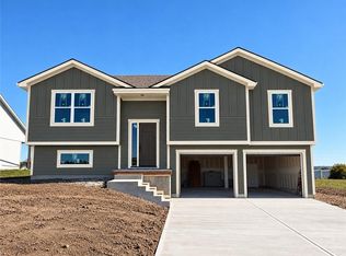 21108 E 6th Terrace Ct N, Independence, MO 64056