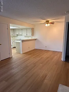 2 bed, 2.0 bath, 882 sqft, $1,450 — Photo 4