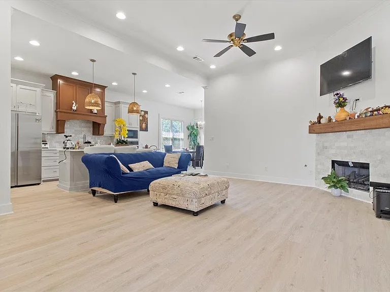 45 Saffron Cir — Photo 9