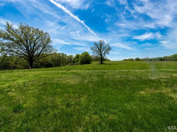 1470 Gravois Rd, Saint Clair, MO 63077