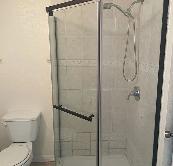 6712 S Himes Ave — Photo 11
