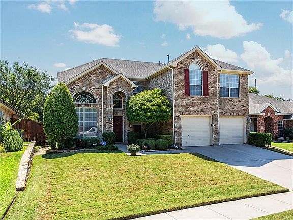 2nd image of 2112 Vista Ct