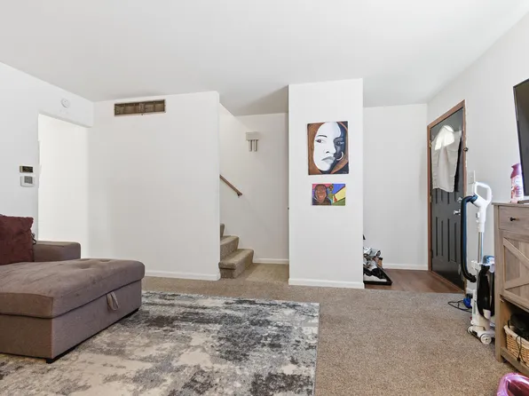 805 S Fairview Rd, Columbia, MO 65203