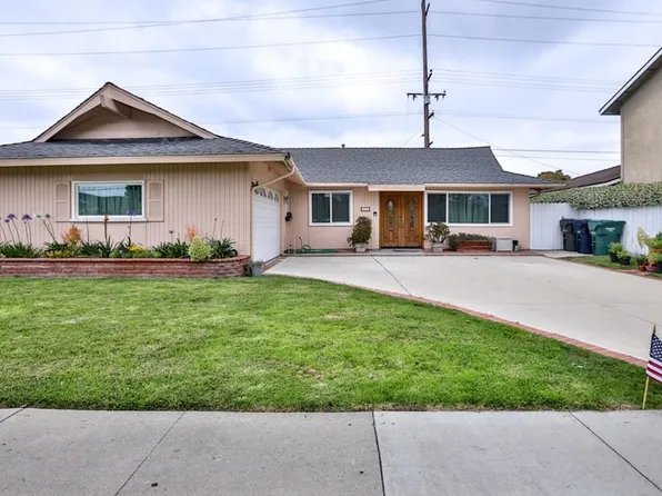 6631 Walton Dr, Huntington Beach, CA 92647