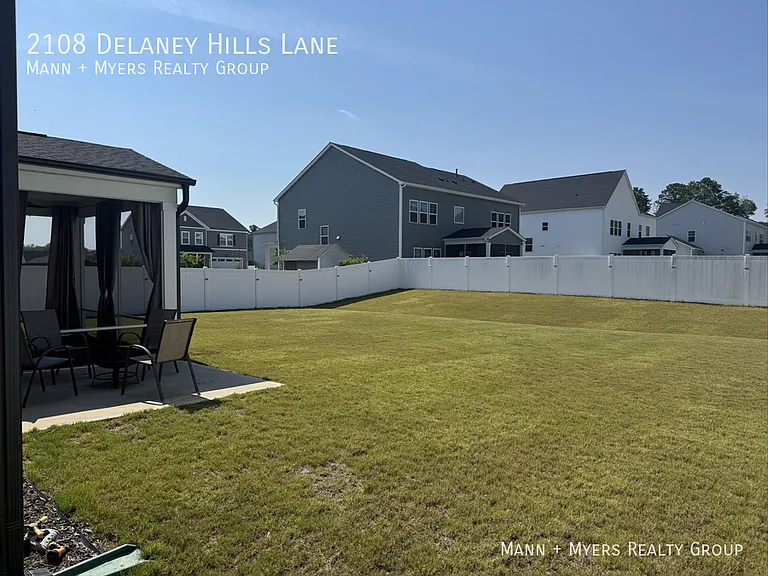 2108 Delaney Hills Ln — Photo 22