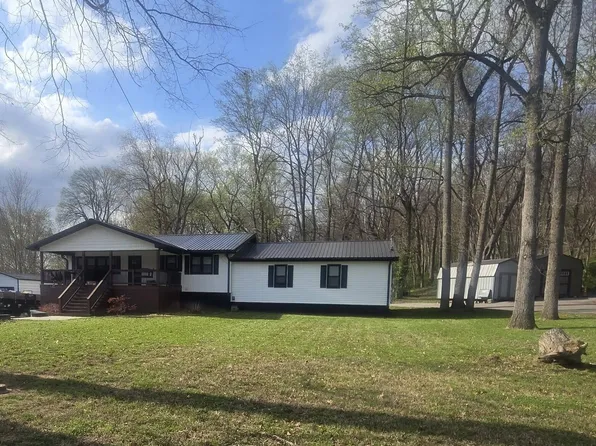 597 Herrington Haven Rd, Lancaster, KY 40444
