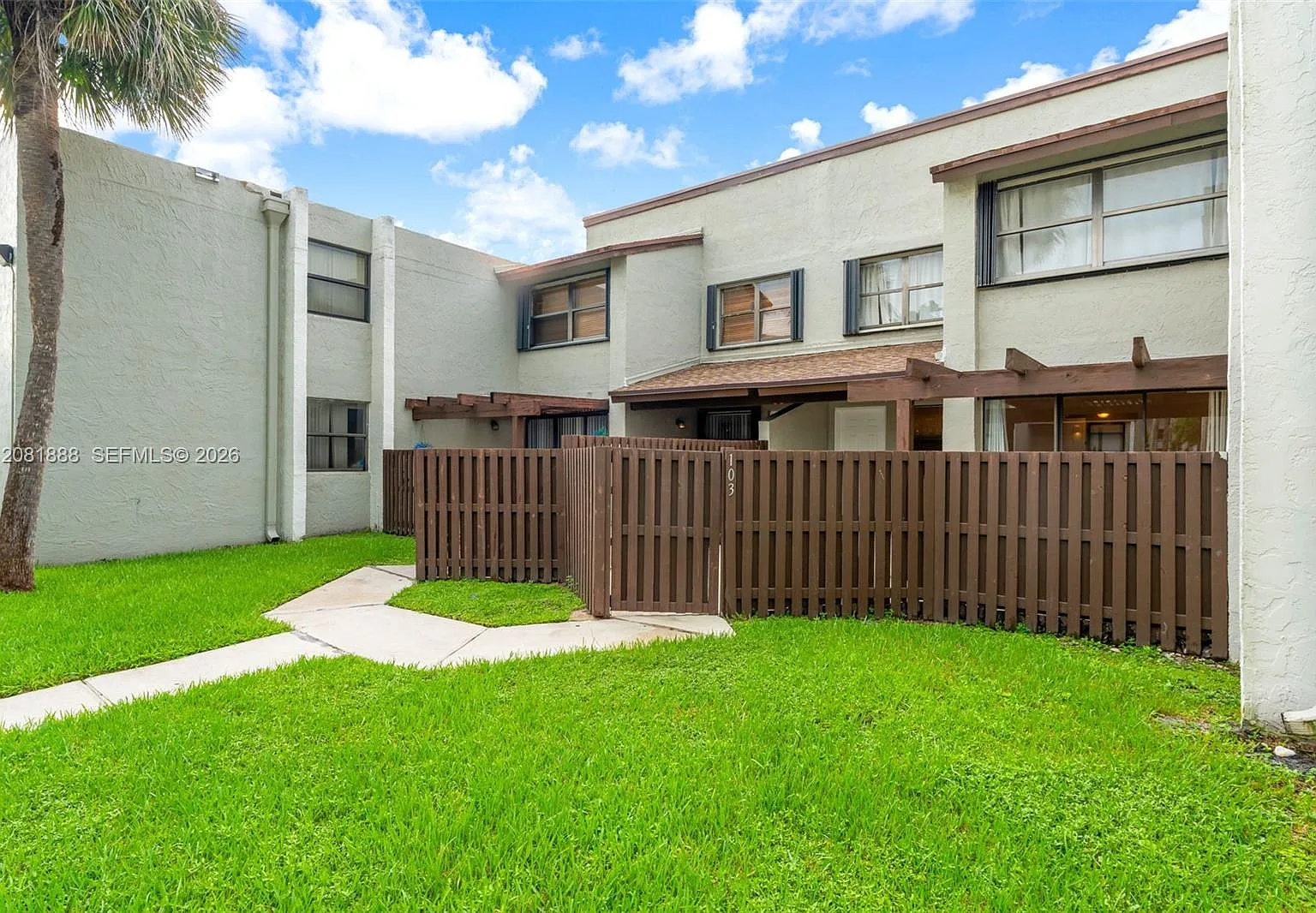 3 bed, 2.0 bath, $2,650 — Photo 3