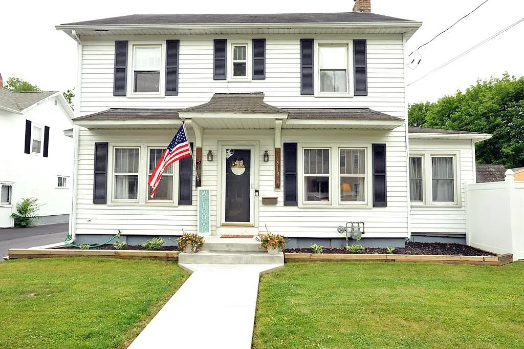 519 Elizabeth St photo 1