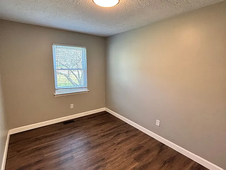 3421 Happy Acres Rd — Photo 26