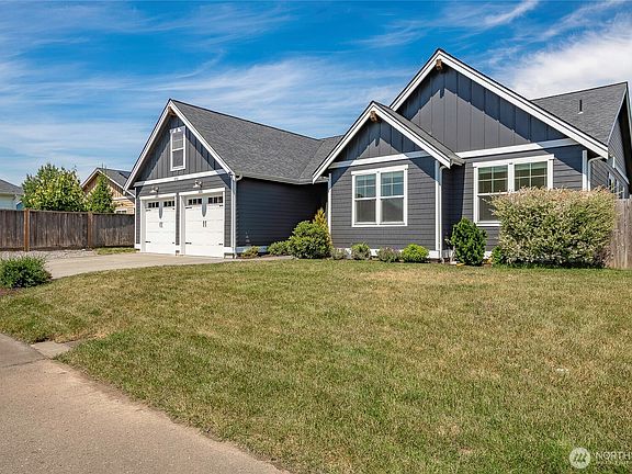 2nd image of 2082 Woodsman Drive