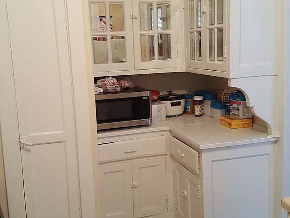 Kitchet cupboards