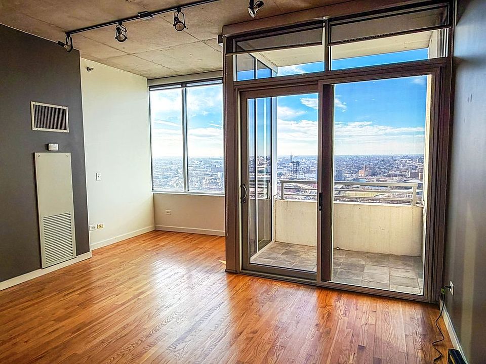 1st image of 1720 S Michigan Ave APT 2616