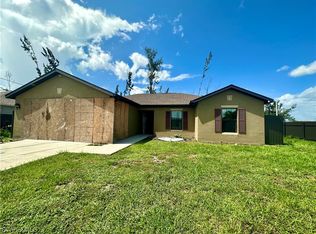 1601 SW 12th Ter, Cape Coral, FL 33991