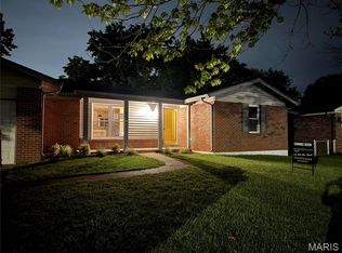 2359 Cavendish Ln, Saint Louis, MO 63129